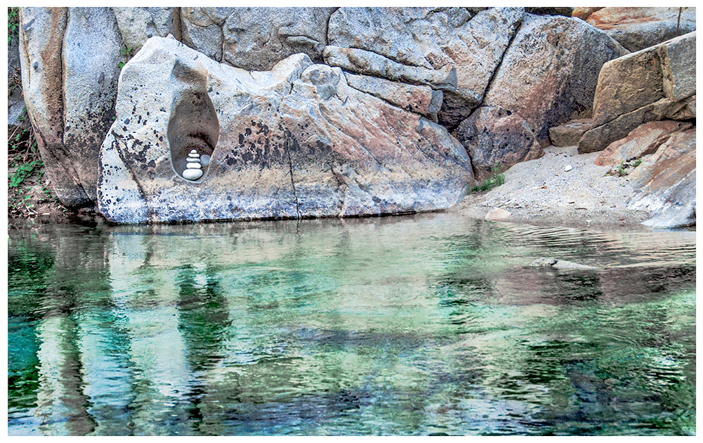 Special spot with karins in the rock by the Yuba River